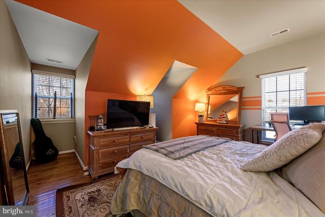 6 NEWBURY DR, Stafford, VA 22556