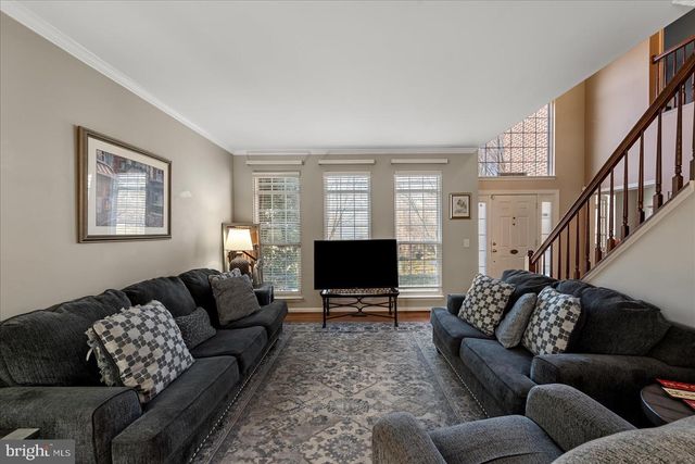 6 NEWBURY DR, Stafford, VA 22556