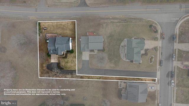 6 NEWBURY DR, Stafford, VA 22556