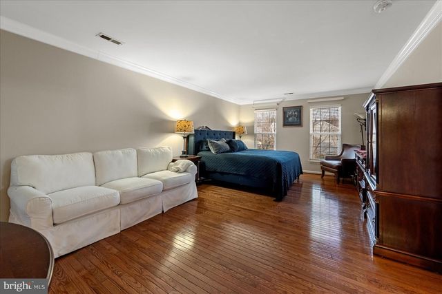 6 NEWBURY DR, Stafford, VA 22556