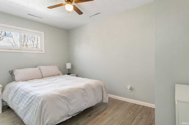 1423 Corby Boulevard, South Bend, IN 46617