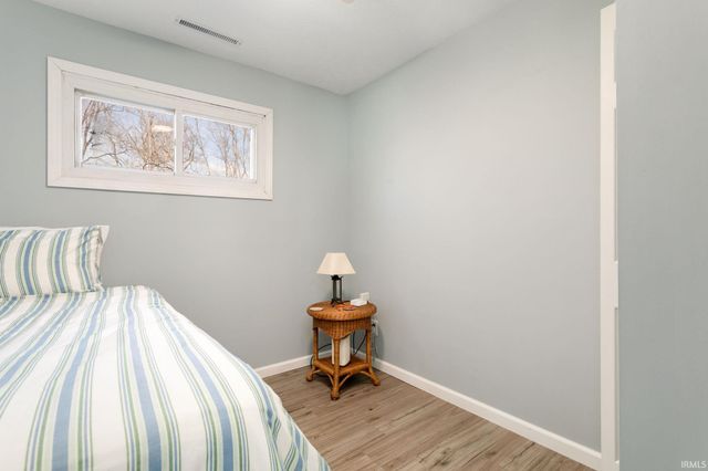 1423 Corby Boulevard, South Bend, IN 46617