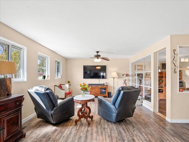 1071 Pinon, Los Alamos, NM 87544