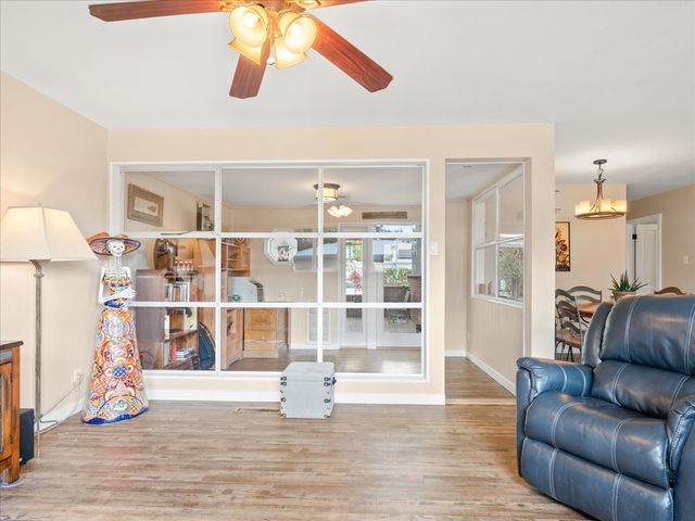 1071 Pinon, Los Alamos, NM 87544