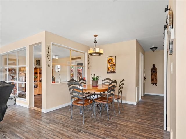 1071 Pinon, Los Alamos, NM 87544