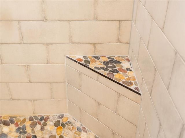 1071 Pinon, Los Alamos, NM 87544