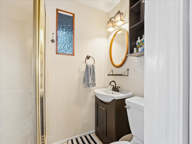 1071 Pinon, Los Alamos, NM 87544