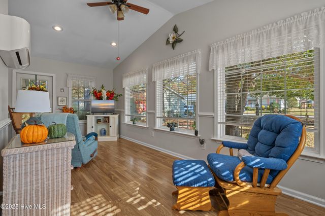 482 Pepper Breeze Avenue SW, Calabash, NC 28467