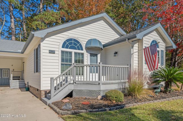 482 Pepper Breeze Avenue SW, Calabash, NC 28467