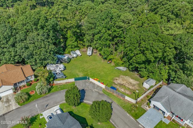 482 Pepper Breeze Avenue SW, Calabash, NC 28467