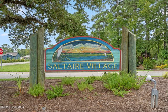 482 Pepper Breeze Avenue SW, Calabash, NC 28467