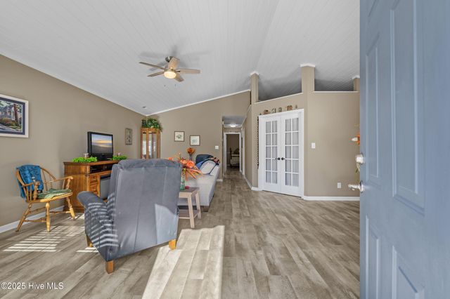 482 Pepper Breeze Avenue SW, Calabash, NC 28467