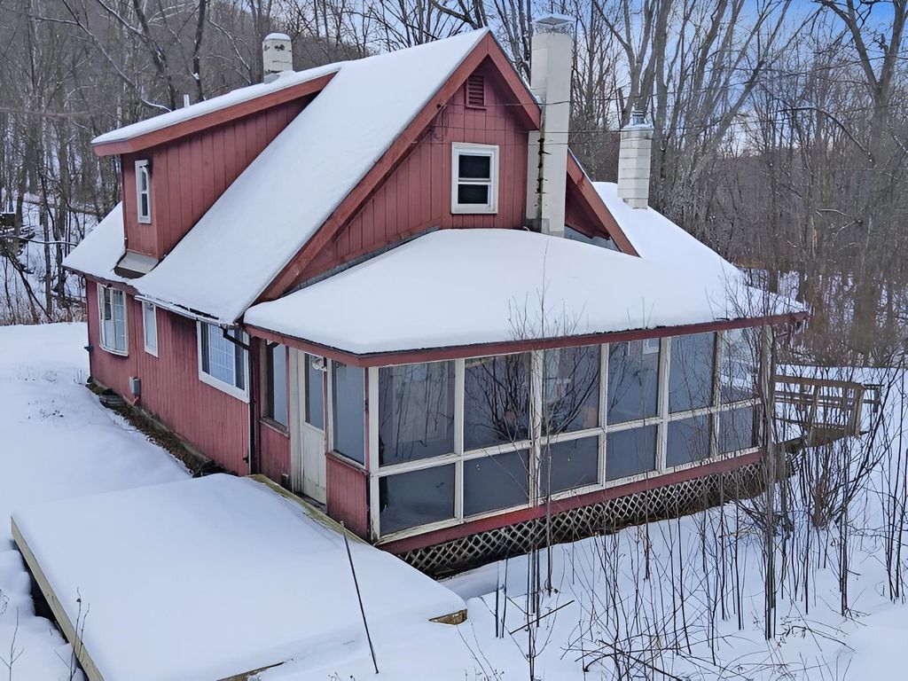 409 Jim Town Road, Danby, VT 05739