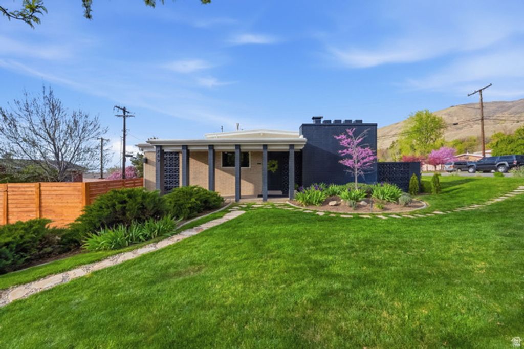 749 E 400 N, Bountiful, UT 84010