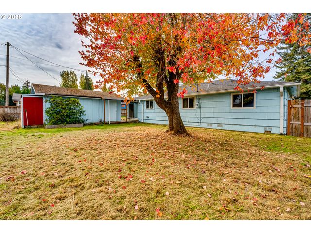1253 30TH St, Springfield, OR 97478