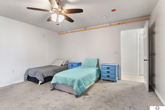 3929 Lewis Avenue, Lincoln, NE 68521