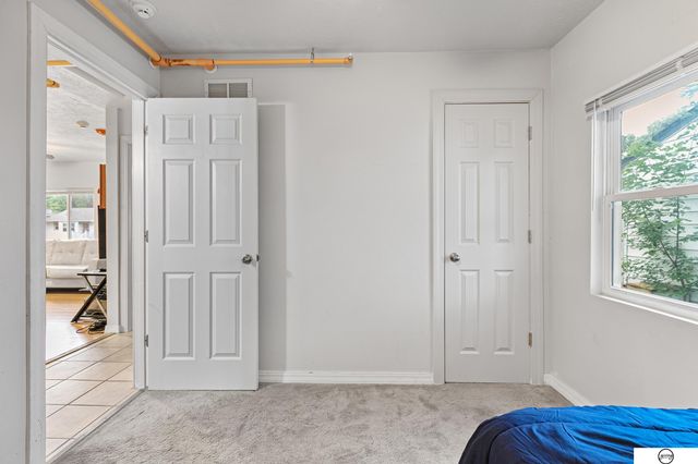 3929 Lewis Avenue, Lincoln, NE 68521