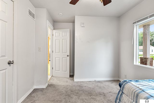 3929 Lewis Avenue, Lincoln, NE 68521