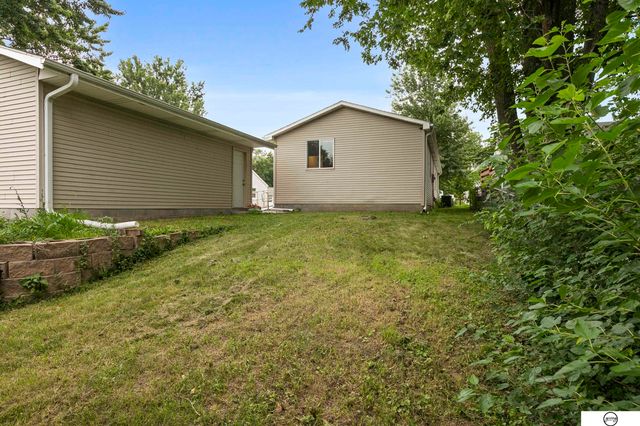 3929 Lewis Avenue, Lincoln, NE 68521