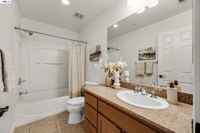 2676 3Rd St 1701, Livermore, CA 94550