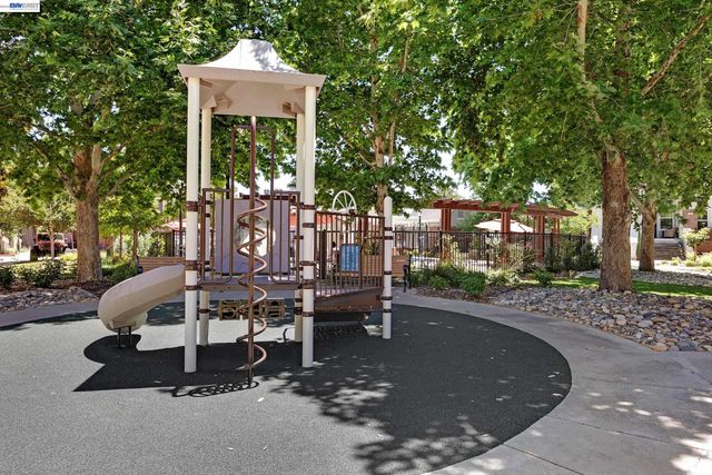 2676 3Rd St 1701, Livermore, CA 94550