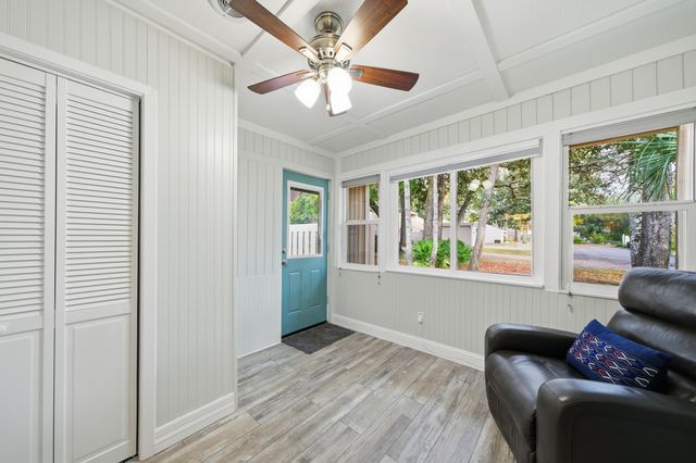 800 Bay Drive 17, Niceville, FL 32578