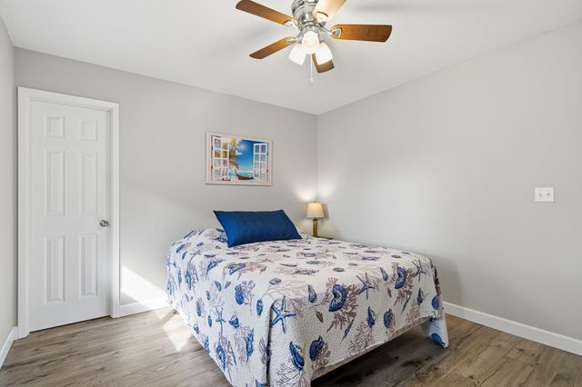 800 Bay Drive 17, Niceville, FL 32578