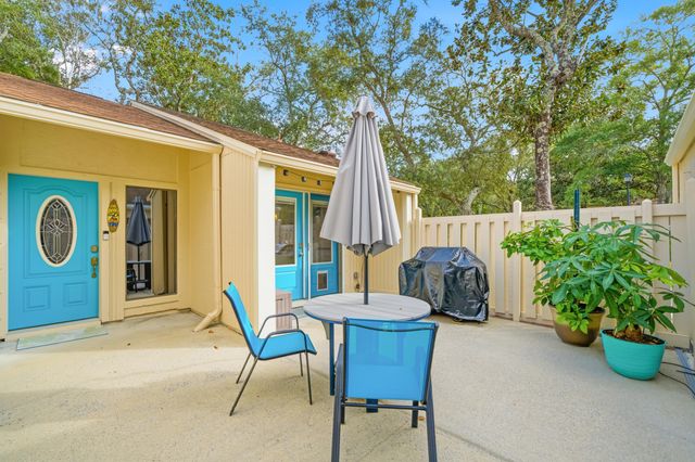 800 Bay Drive 17, Niceville, FL 32578