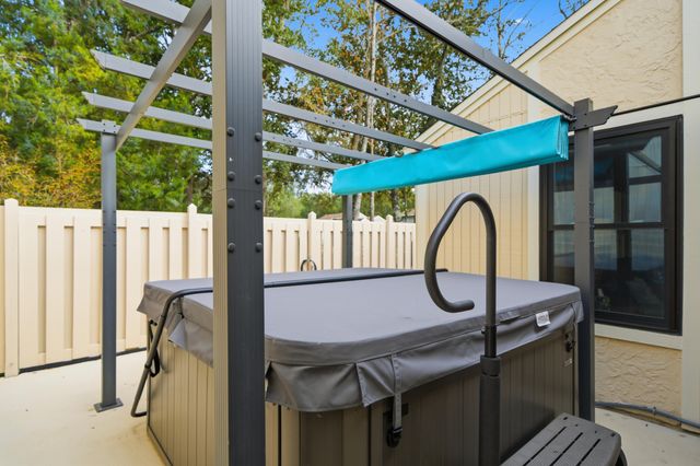 800 Bay Drive 17, Niceville, FL 32578