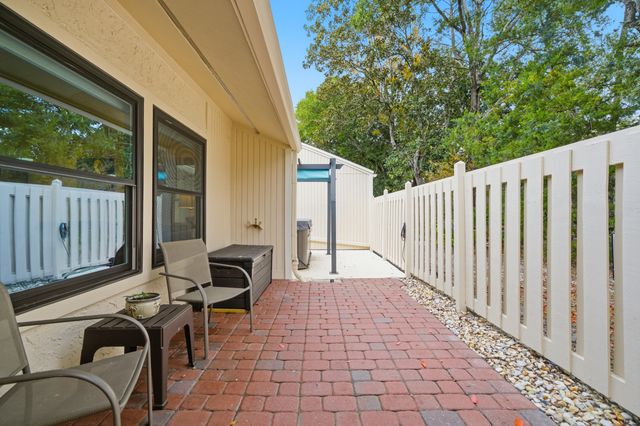 800 Bay Drive 17, Niceville, FL 32578