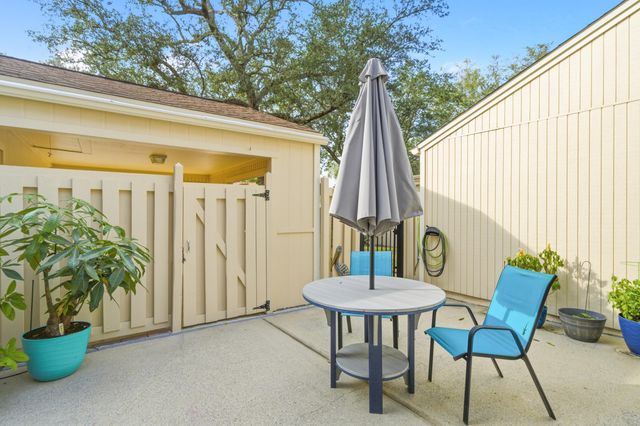 800 Bay Drive 17, Niceville, FL 32578