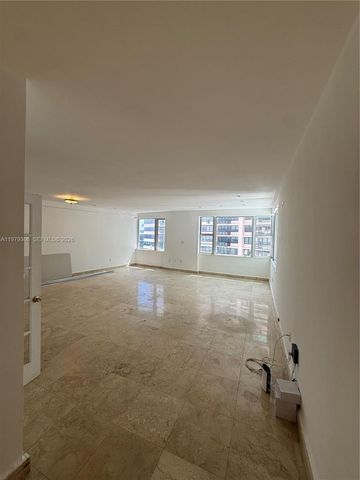 5255 Collins Ave 7B, Miami Beach, FL 33140