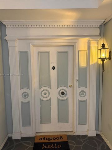 5255 Collins Ave 7B, Miami Beach, FL 33140