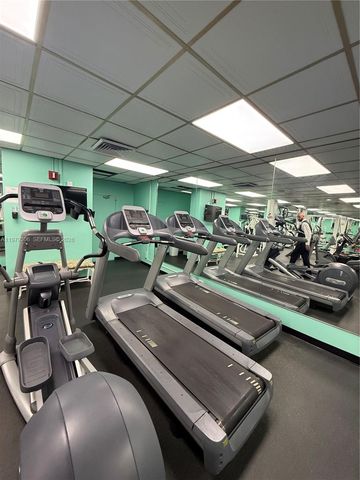 5255 Collins Ave 7B, Miami Beach, FL 33140