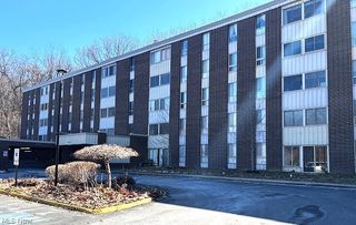 3068 Kent Road, Stow, OH 44224