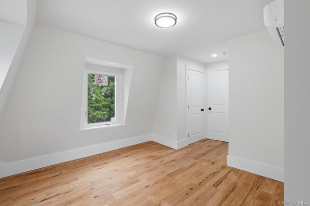 10 Robinson Street, Beacon, NY 12508