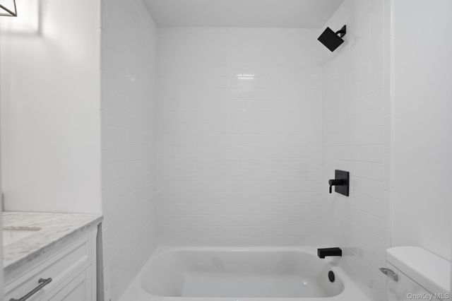 10 Robinson Street, Beacon, NY 12508