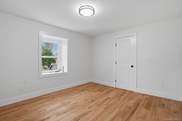 10 Robinson Street, Beacon, NY 12508