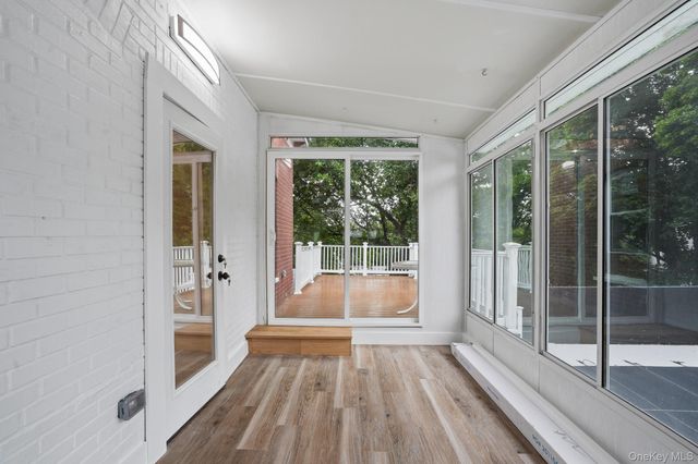 10 Robinson Street, Beacon, NY 12508