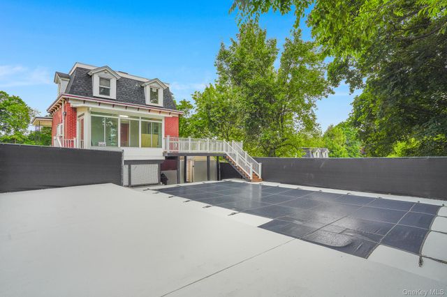 10 Robinson Street, Beacon, NY 12508