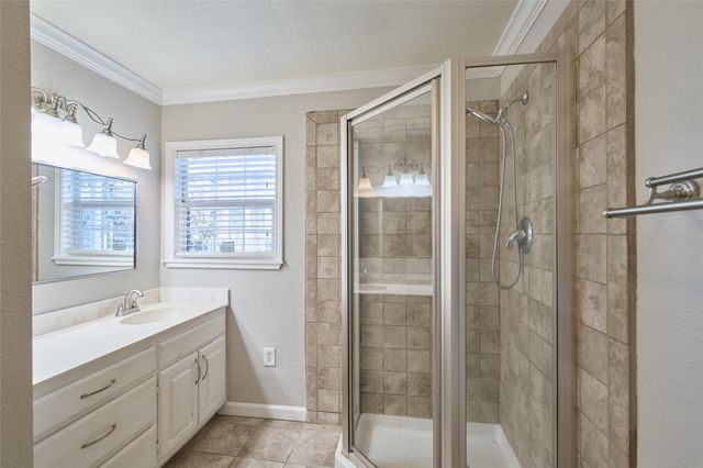 726 E 26th Street, Houston, TX 77009