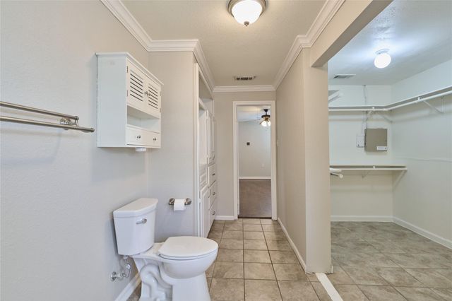 726 E 26th Street, Houston, TX 77009