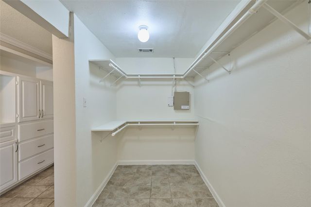 726 E 26th Street, Houston, TX 77009