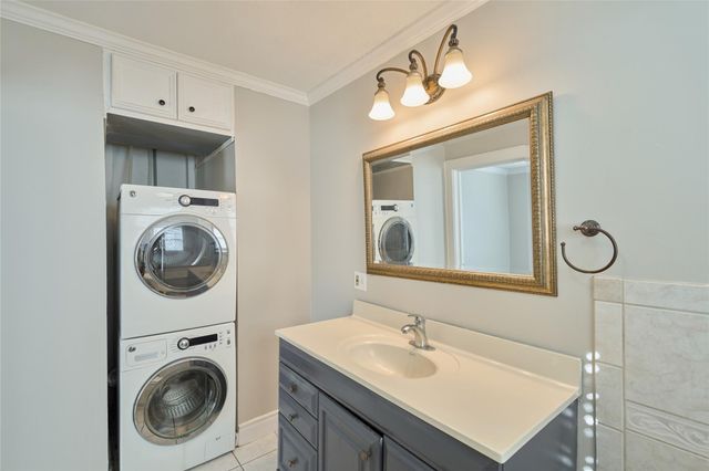 726 E 26th Street, Houston, TX 77009