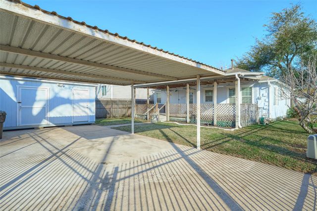 726 E 26th Street, Houston, TX 77009