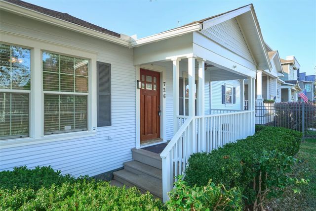 726 E 26th Street, Houston, TX 77009