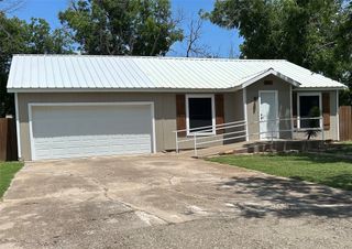 401 Morgan Mill Road, Stephenville, TX 76401