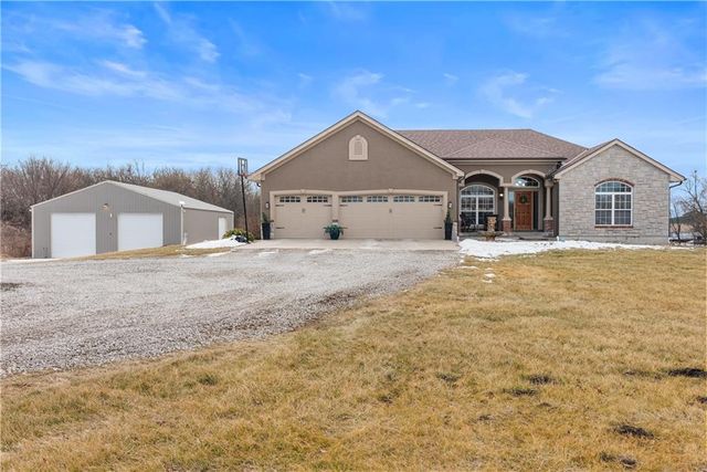 32505 E Lone Jack LeesSummit Road, Lee's Summit, MO 64086