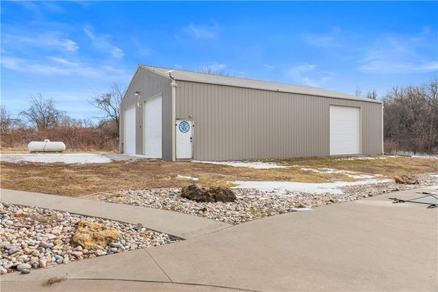 32505 E Lone Jack LeesSummit Road, Lee's Summit, MO 64086