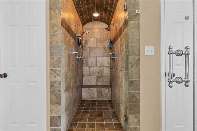 32505 E Lone Jack LeesSummit Road, Lee's Summit, MO 64086